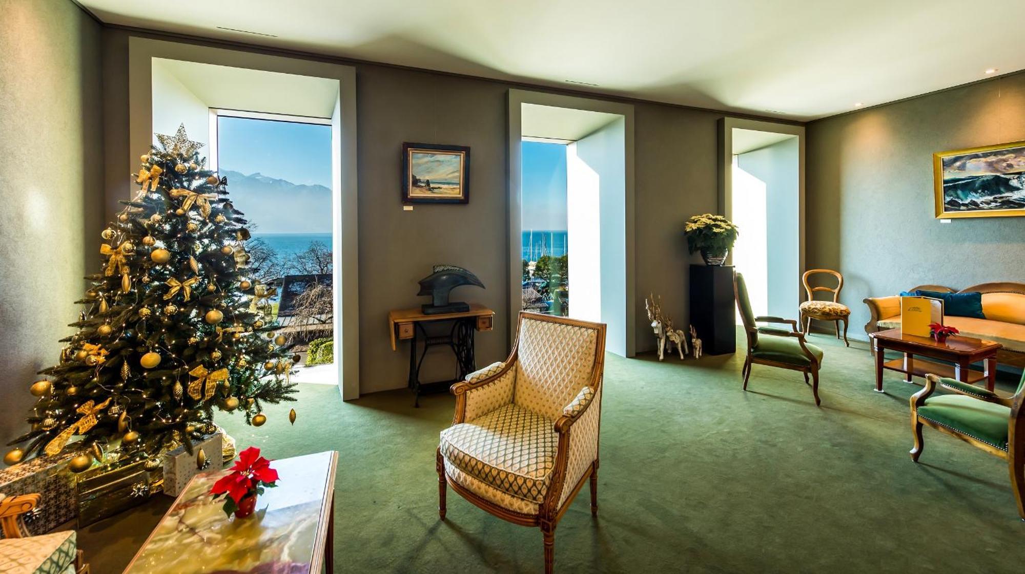 Bon Rivage Hotel